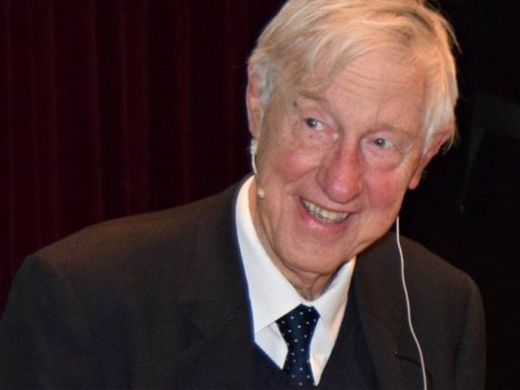 Een ode aan dokter Hans Moolenburgh; Deze dokter die zijn tijd ver vooruit was